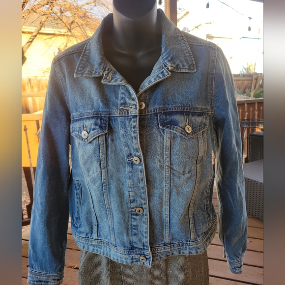 SOLD - Reworked new Mango jean jacket size M - Picture 4 of 4